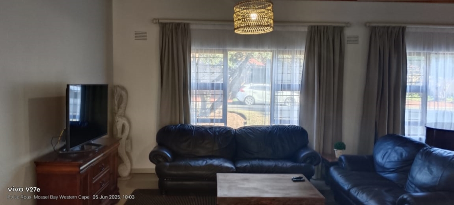 5 Bedroom Property for Sale in Bayview Western Cape